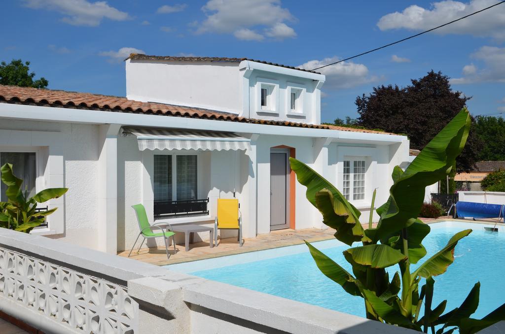 Bed and Breakfast Jardin De Marceau Blasimon Exterior foto